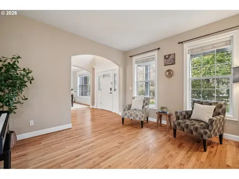 8414 NW Gilliam Lane Portland OR 97229