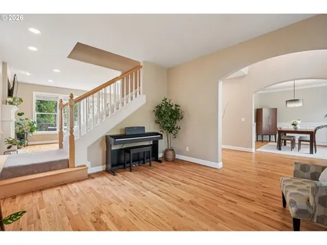 8414 NW Gilliam Lane Portland OR 97229
