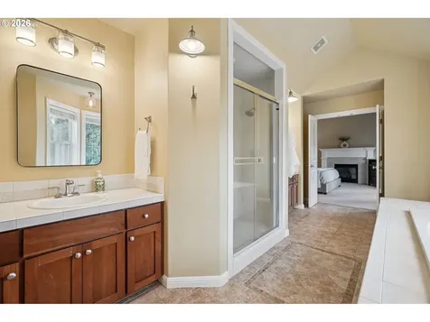 8414 NW Gilliam Lane Portland OR 97229