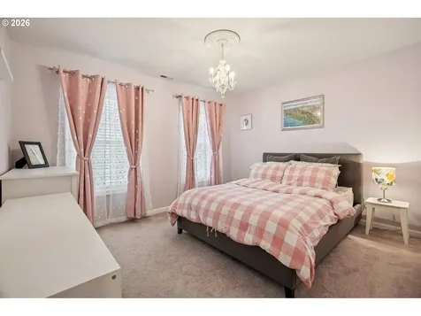 8414 NW Gilliam Lane Portland OR 97229