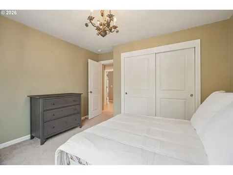8414 NW Gilliam Lane Portland OR 97229