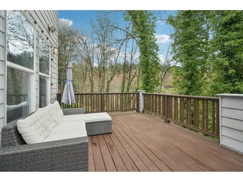 8414 NW Gilliam Lane Portland OR 97229