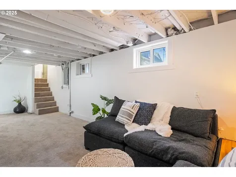 6627 N Congress Avenue Portland OR 97217