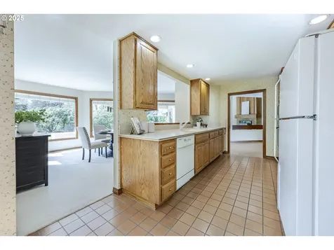 721 Spyglass Drive Eugene OR 97401