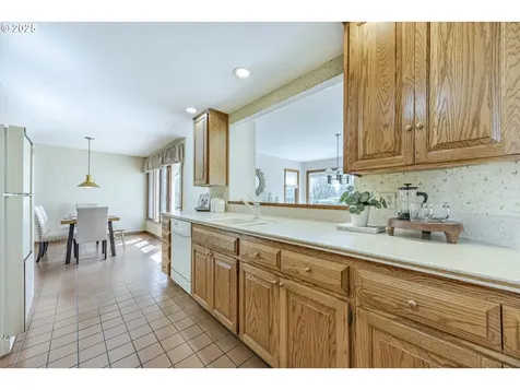 721 Spyglass Drive Eugene OR 97401