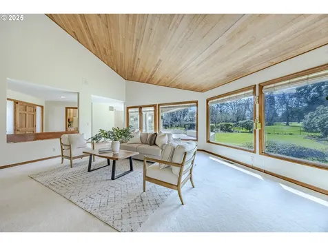 721 Spyglass Drive Eugene OR 97401