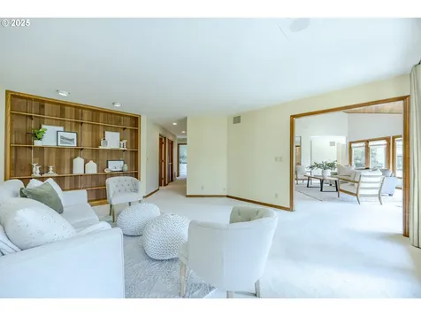 721 Spyglass Drive Eugene OR 97401