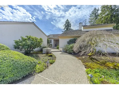 721 Spyglass Drive Eugene OR 97401