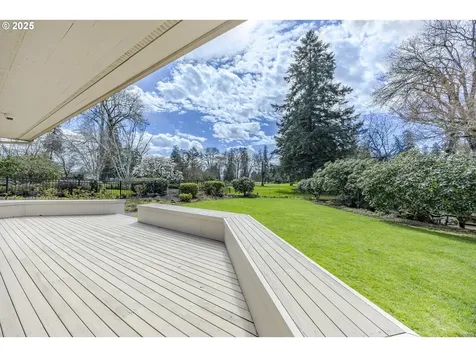 721 Spyglass Drive Eugene OR 97401