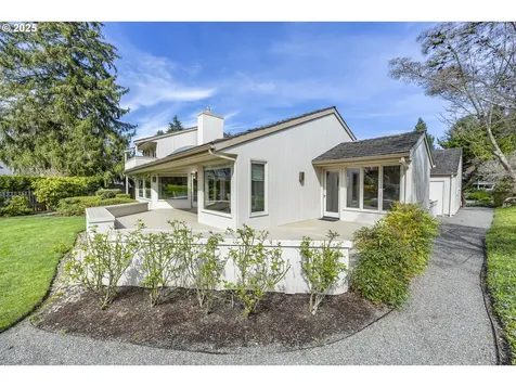 721 Spyglass Drive Eugene OR 97401