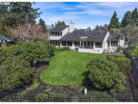 721 Spyglass Drive Eugene OR 97401