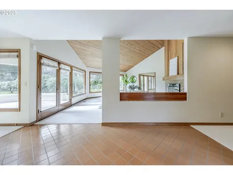 721 Spyglass Drive Eugene OR 97401