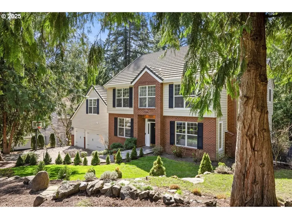 11019 SW 32nd Avenue Portland OR 97219