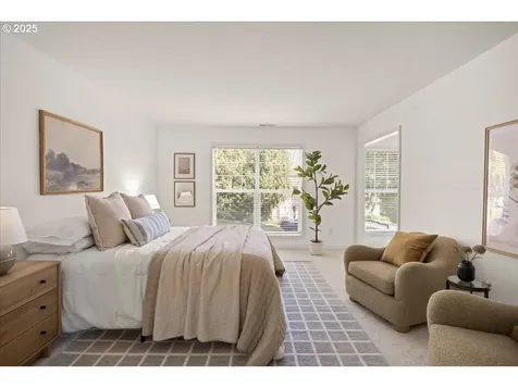 11019 SW 32nd Avenue Portland OR 97219