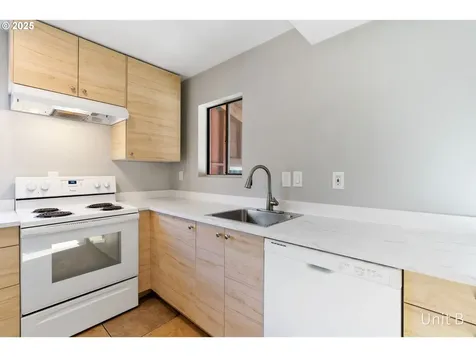 13810 SE Knight Street Portland OR 97236