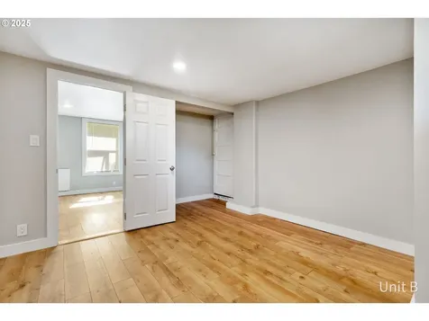 13810 SE Knight Street Portland OR 97236