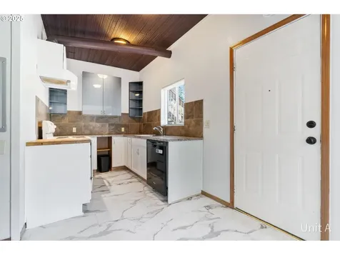 13810 SE Knight Street Portland OR 97236