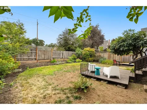 1925 NE Crane Street Portland OR 97211