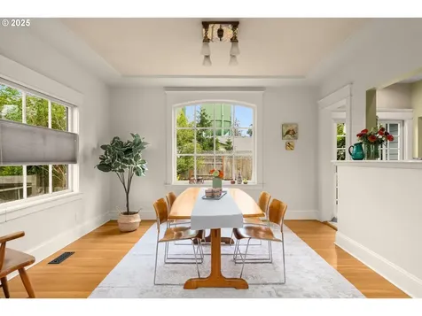1925 NE Crane Street Portland OR 97211