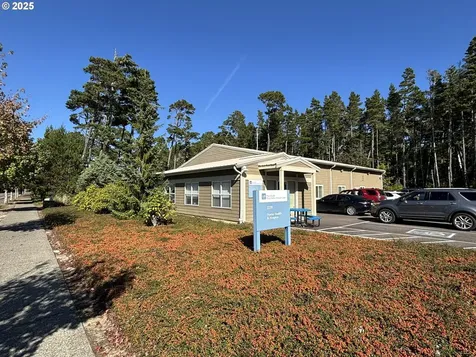 2230 Kingwood Street Florence OR 97439