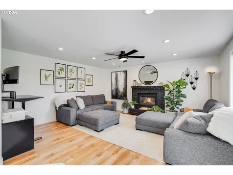 4012 SE Sunrise Drive Camas WA 98607