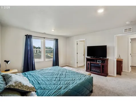478 Greencrest Street NE Salem OR 97301