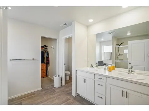 478 Greencrest Street NE Salem OR 97301