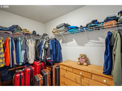 478 Greencrest Street NE Salem OR 97301