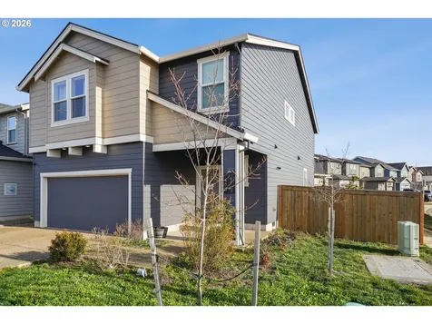 478 Greencrest Street NE Salem OR 97301