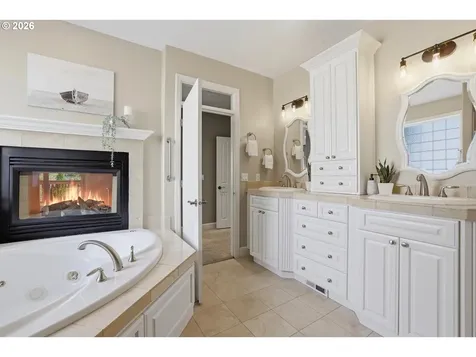 1873 N Teakwood Street Canby OR 97013
