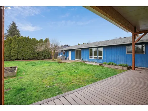 4008 E Aquarius Boulevard Newberg OR 97132
