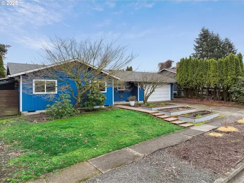 4008 E Aquarius Boulevard Newberg OR 97132