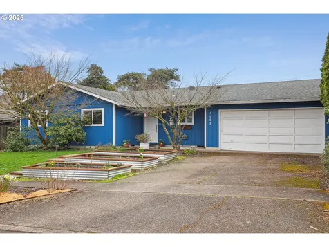 4008 E Aquarius Boulevard Newberg OR 97132