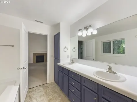 4974 SE Firwood Crest Lane Hillsboro OR 97123