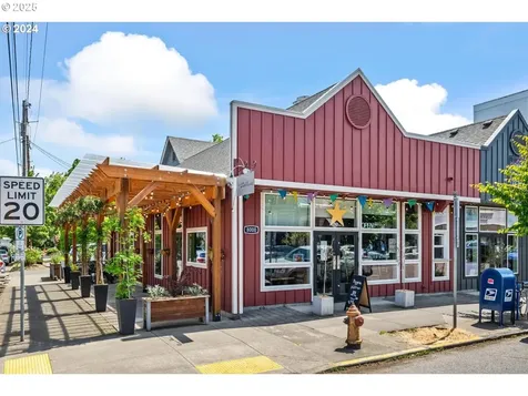 714 SE Spokane Street Portland OR 97202