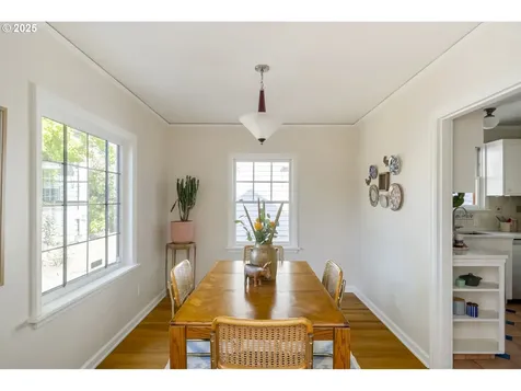 3532 SE Franklin Street Portland OR 97202