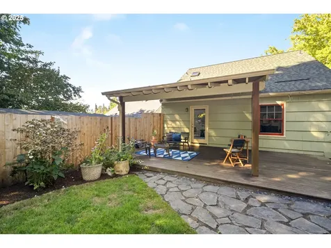 3532 SE Franklin Street Portland OR 97202