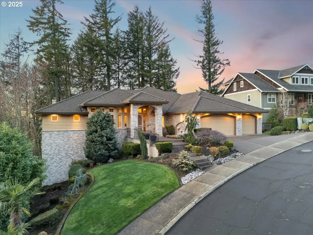 10319 SE Crescent Ridge Loop Happy Valley OR 97086