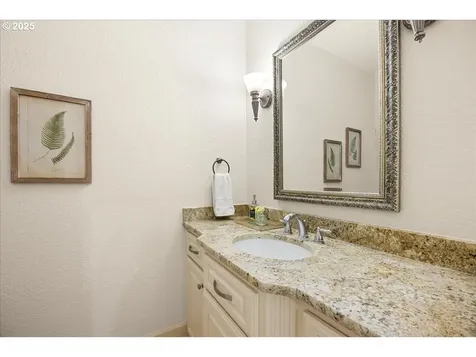 10319 SE Crescent Ridge Loop Happy Valley OR 97086
