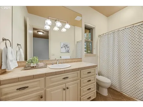10319 SE Crescent Ridge Loop Happy Valley OR 97086