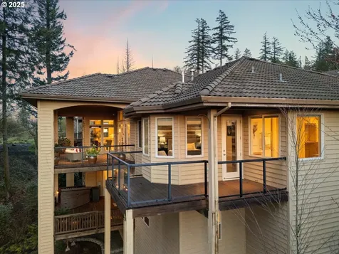 10319 SE Crescent Ridge Loop Happy Valley OR 97086