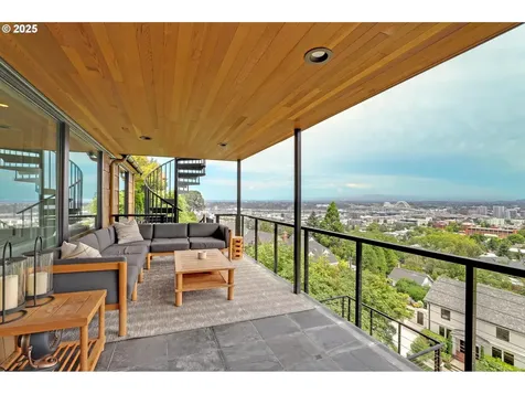 724 NW Albemarle Terrace Portland OR 97210