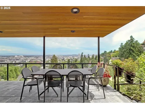 724 NW Albemarle Terrace Portland OR 97210