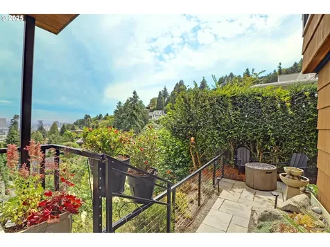 724 NW Albemarle Terrace Portland OR 97210