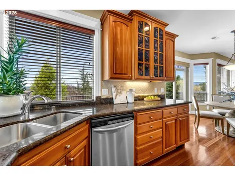 3417 NW Dahlia Drive Camas WA 98607
