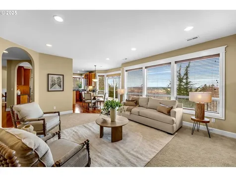 3417 NW Dahlia Drive Camas WA 98607