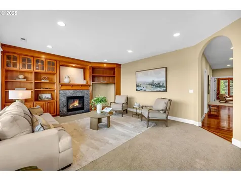 3417 NW Dahlia Drive Camas WA 98607