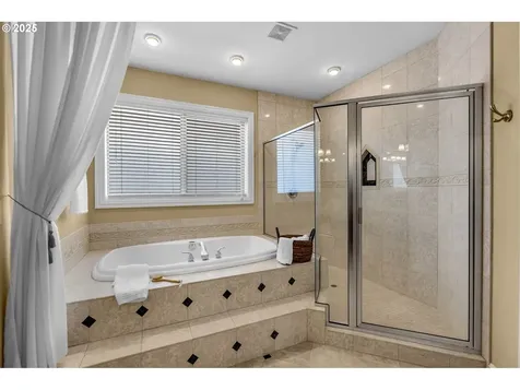 3417 NW Dahlia Drive Camas WA 98607