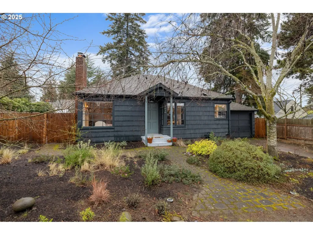4215 NE 57th Avenue Portland OR 97218