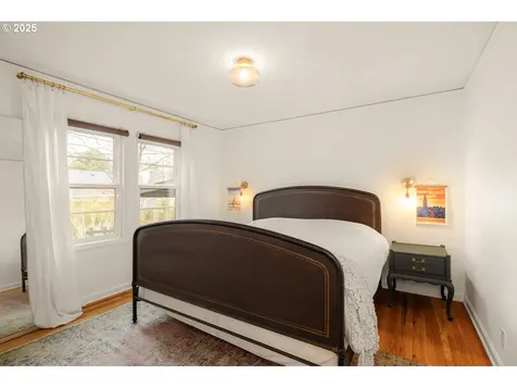 4215 NE 57th Avenue Portland OR 97218